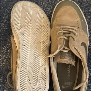 Used like new. Nike men’s slip on shoe Nike | Shoes | Used Like New Nike Mens Slip On Shoe | Poshmark main image 2